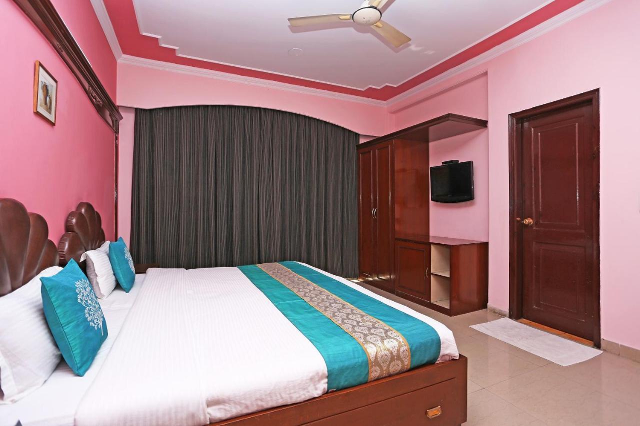 Oyo Near Mg Road Near Aravali Biodiversity Park Gurgaon Exteriör bild